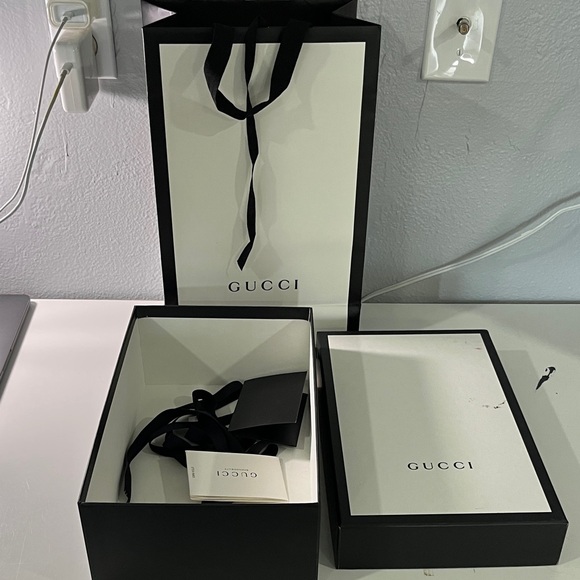 Gucci | Accessories | Gucci Black And White Box And Bag Set | Poshmark